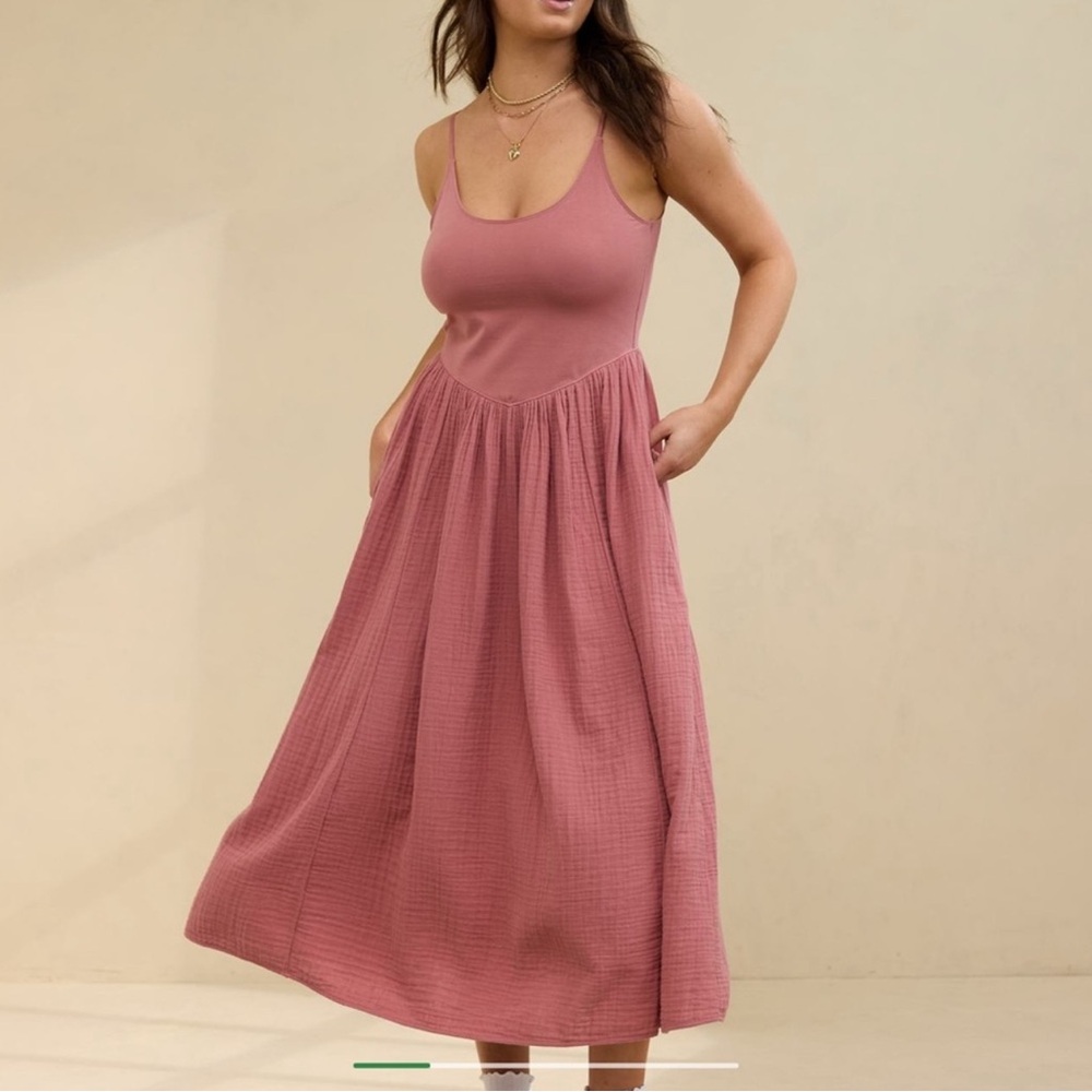 Elegant Pink Sleeveless Dress